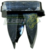 GRAPA PLASTICA MUELA CUARTO DEFENSA DATSUN